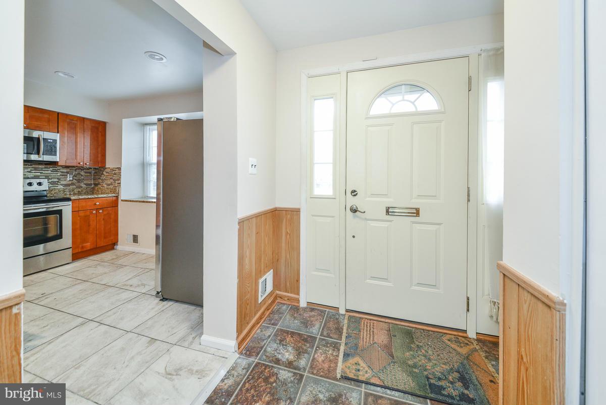 7235 Reservoir Road Springfield, VA 22150 - Photo 7 of 30 Interior (General)