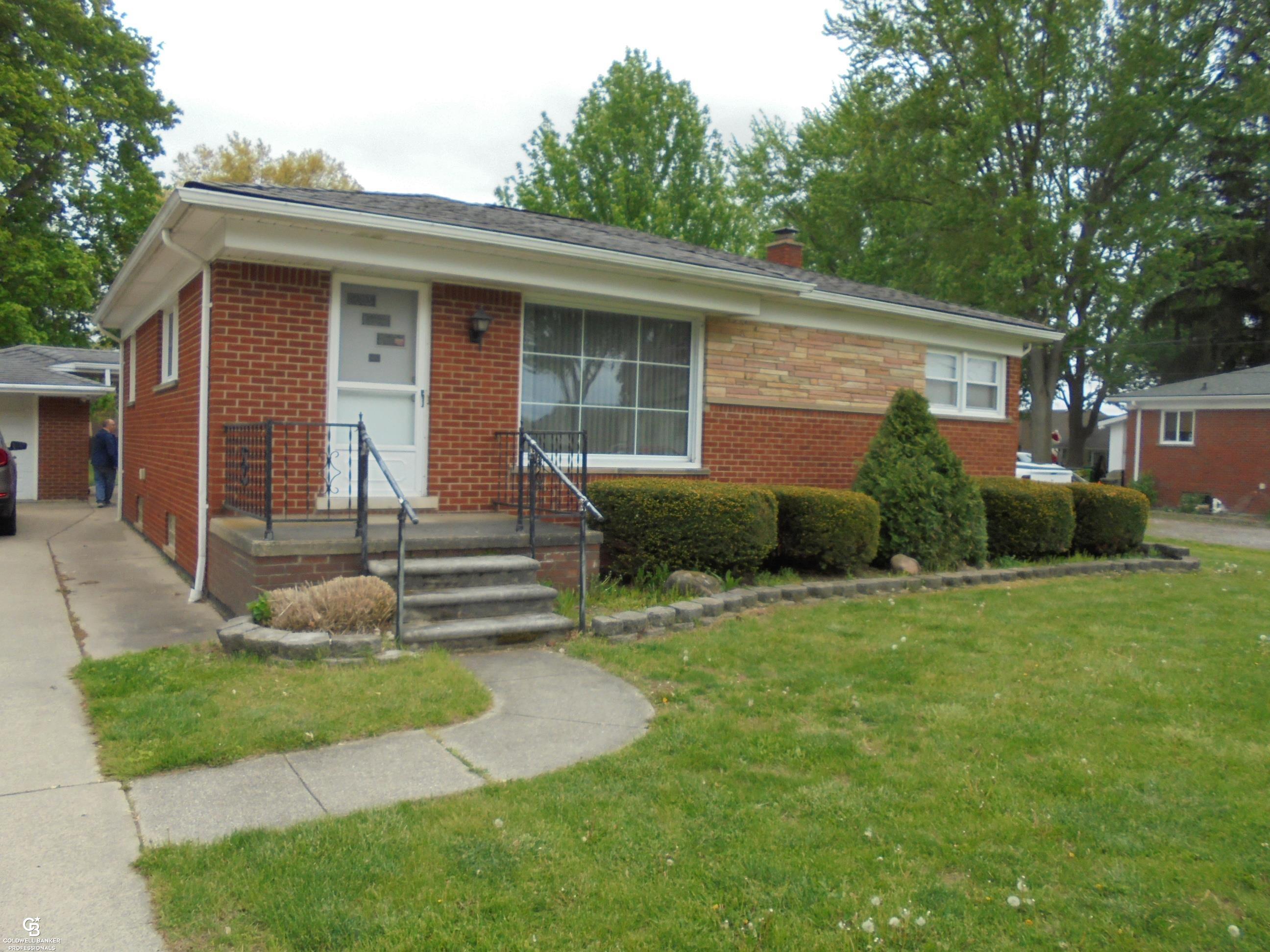 18138 22 Mile Road Macomb, MI 48044 - Photo 1 of 41