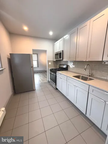 $1,400 | 67 Washington Street, Port Carbon, PA 17965