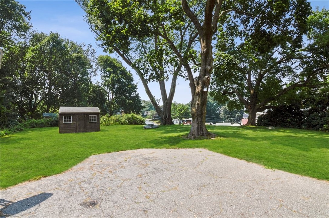212 Great Road North Smithfield, RI 02896 - Photo 32 of 37