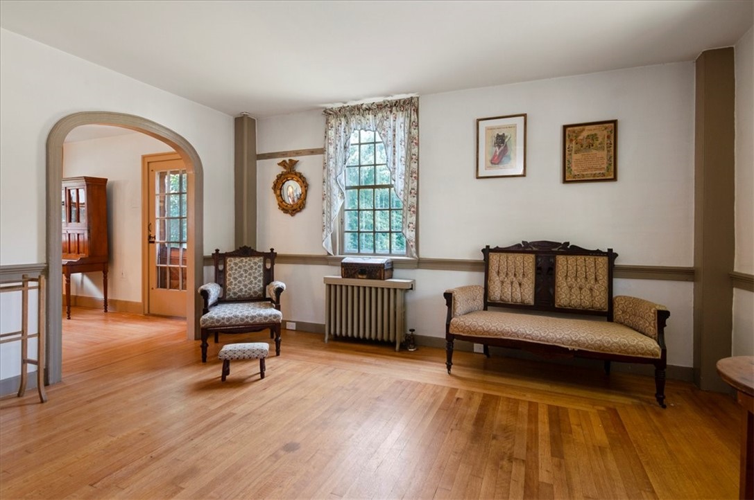 212 Great Road North Smithfield, RI 02896 - Photo 6 of 37