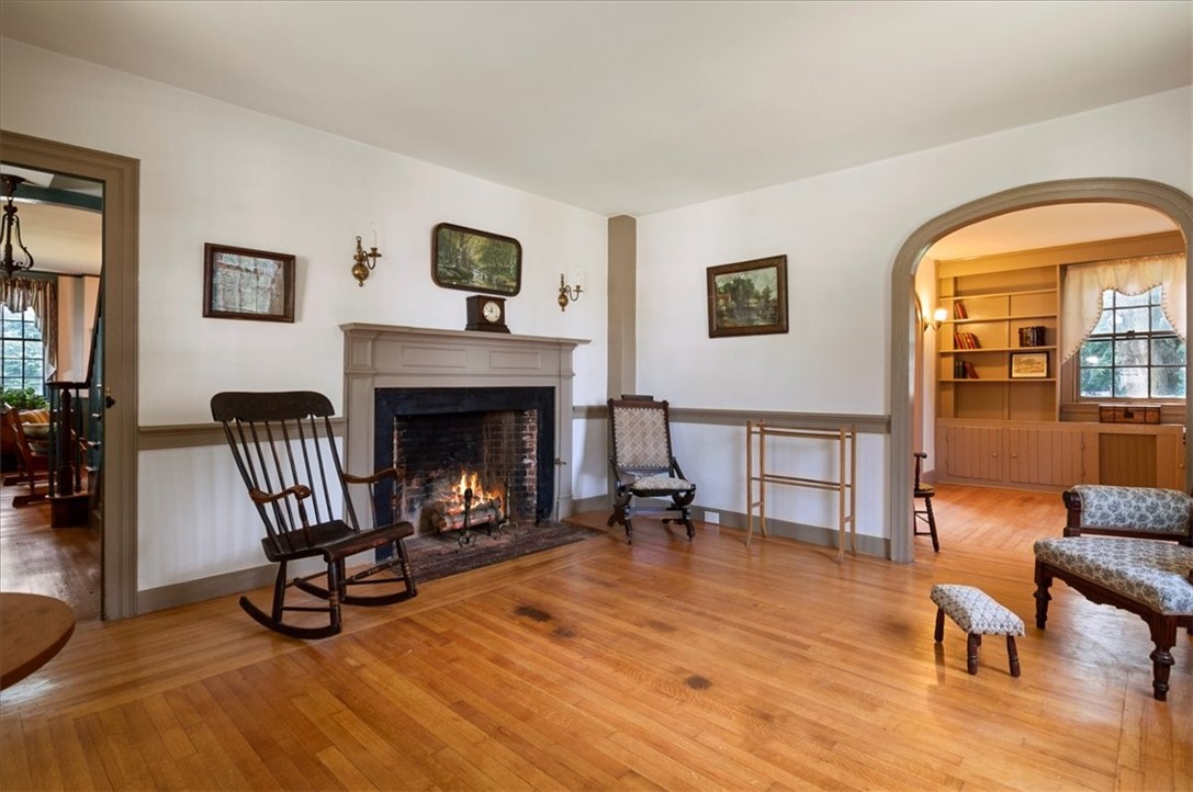 212 Great Road North Smithfield, RI 02896 - Photo 7 of 37