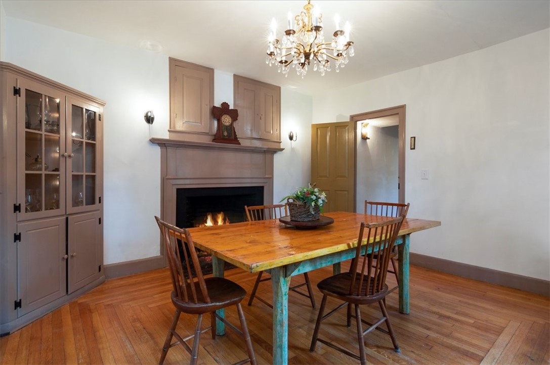 212 Great Road North Smithfield, RI 02896 - Photo 8 of 37