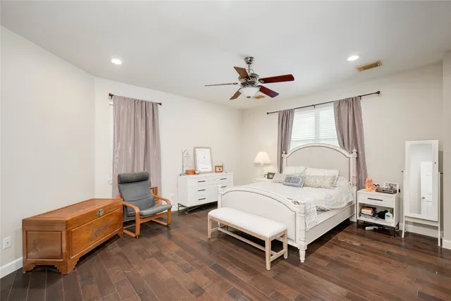 $4,800 | 2729 Kinney Oaks Court, Austin, TX 78704