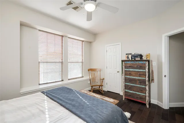 $4,800 | 2729 Kinney Oaks Court, Austin, TX 78704