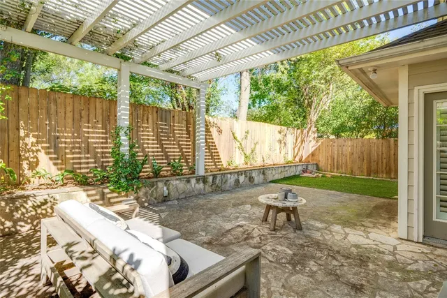 $4,800 | 2729 Kinney Oaks Court, Austin, TX 78704