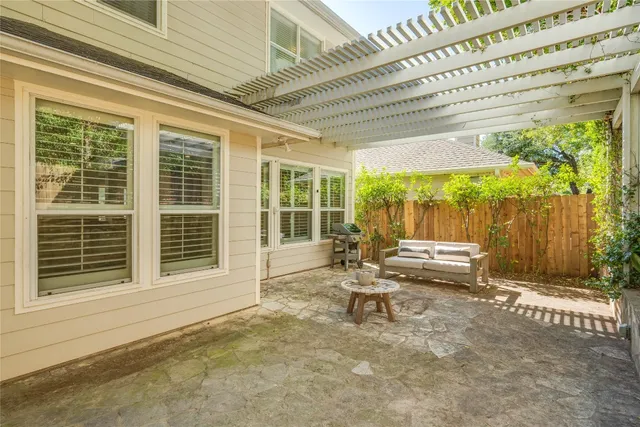 $4,800 | 2729 Kinney Oaks Court, Austin, TX 78704