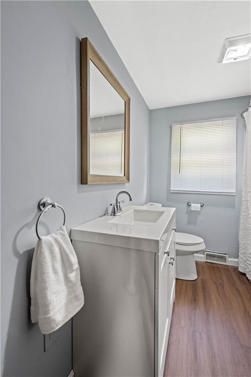 561 Allendale Road New Brighton, PA 15066 - Photo 24 of 25 a bathroom with a sink and a mirror