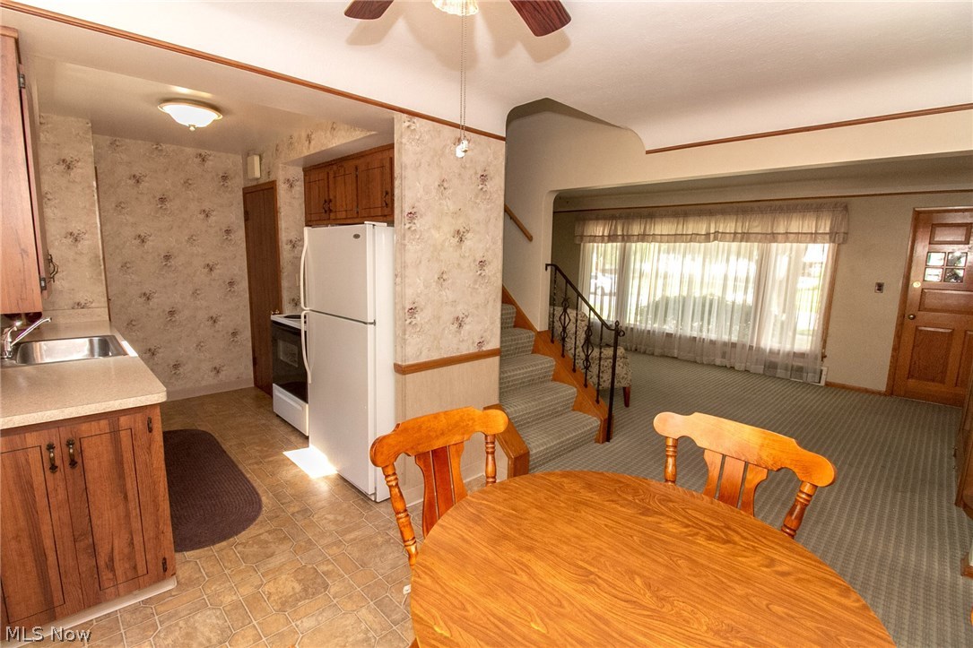 349 Clarmont Road Eastlake, OH 44095 - Photo 9 of 32