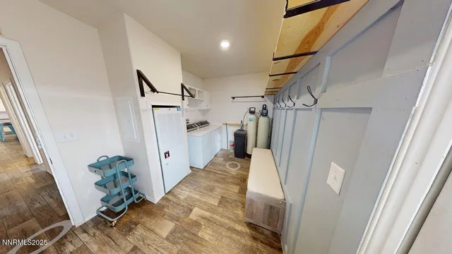 a view of a entryway