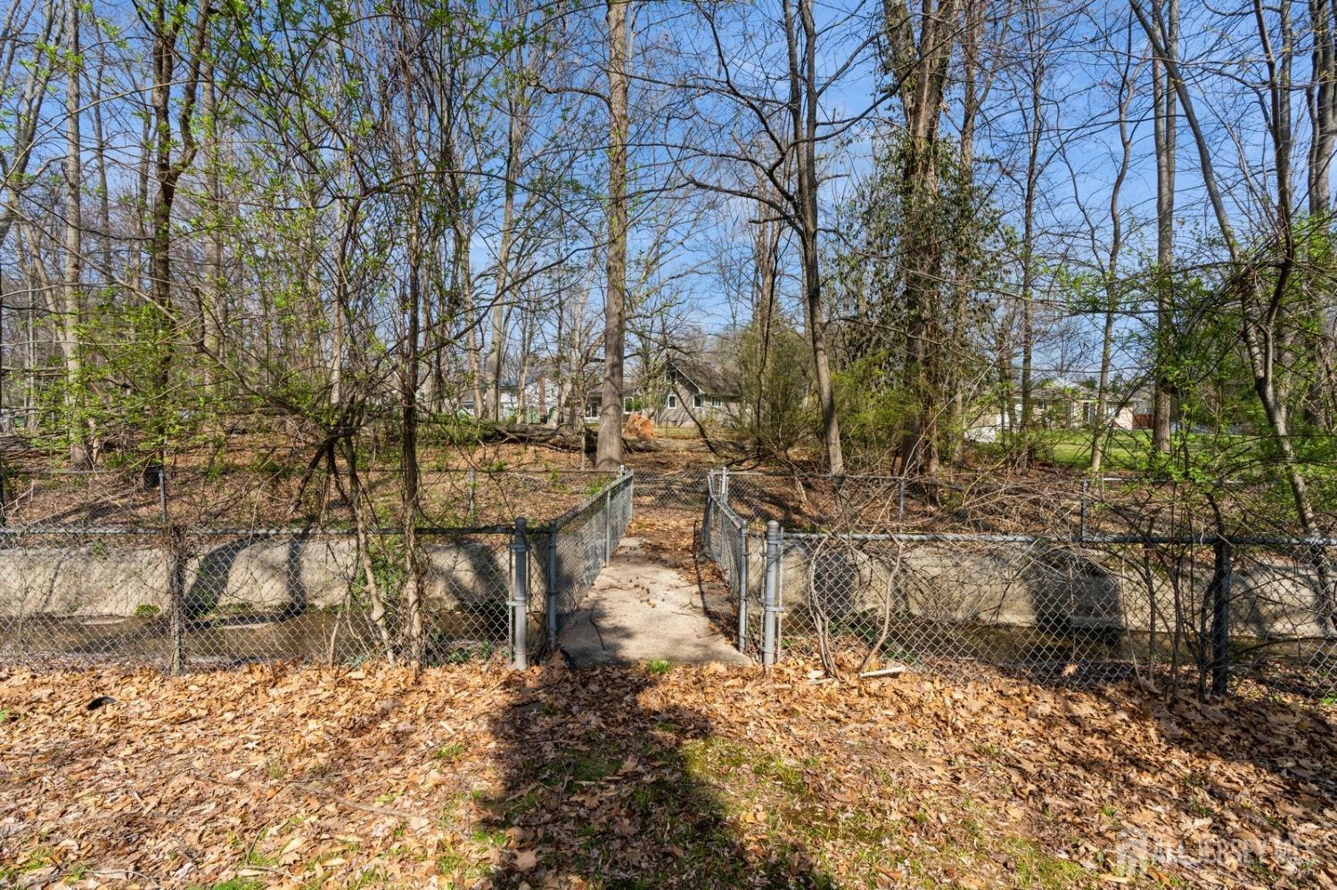 4 Stark Place Edison, NJ 08820 - Photo 7 of 12 a view of a back yard of the house