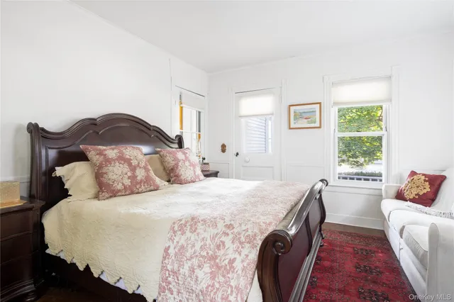 $925,000 | 15 Bayside Avenue, Oyster Bay, NY 11771