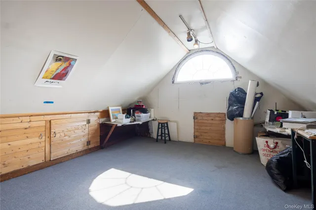 $925,000 | 15 Bayside Avenue, Oyster Bay, NY 11771