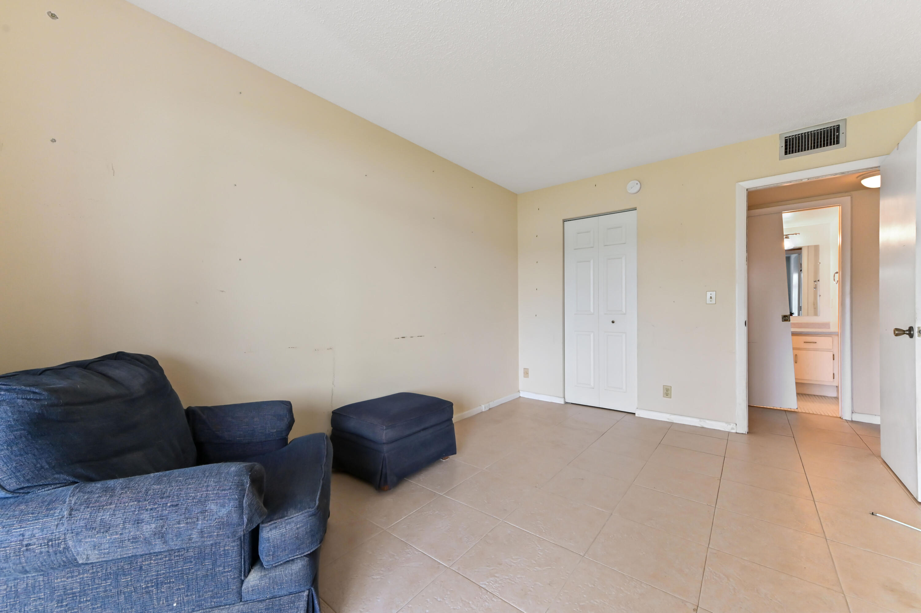 1034 Rexford B Boca Raton, FL 33434 - Photo 18 of 24 18 bedroom 02