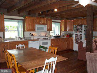 1402 Park Road Elverson, PA 19520 - Photo 4 of 4 Gallery Image 4