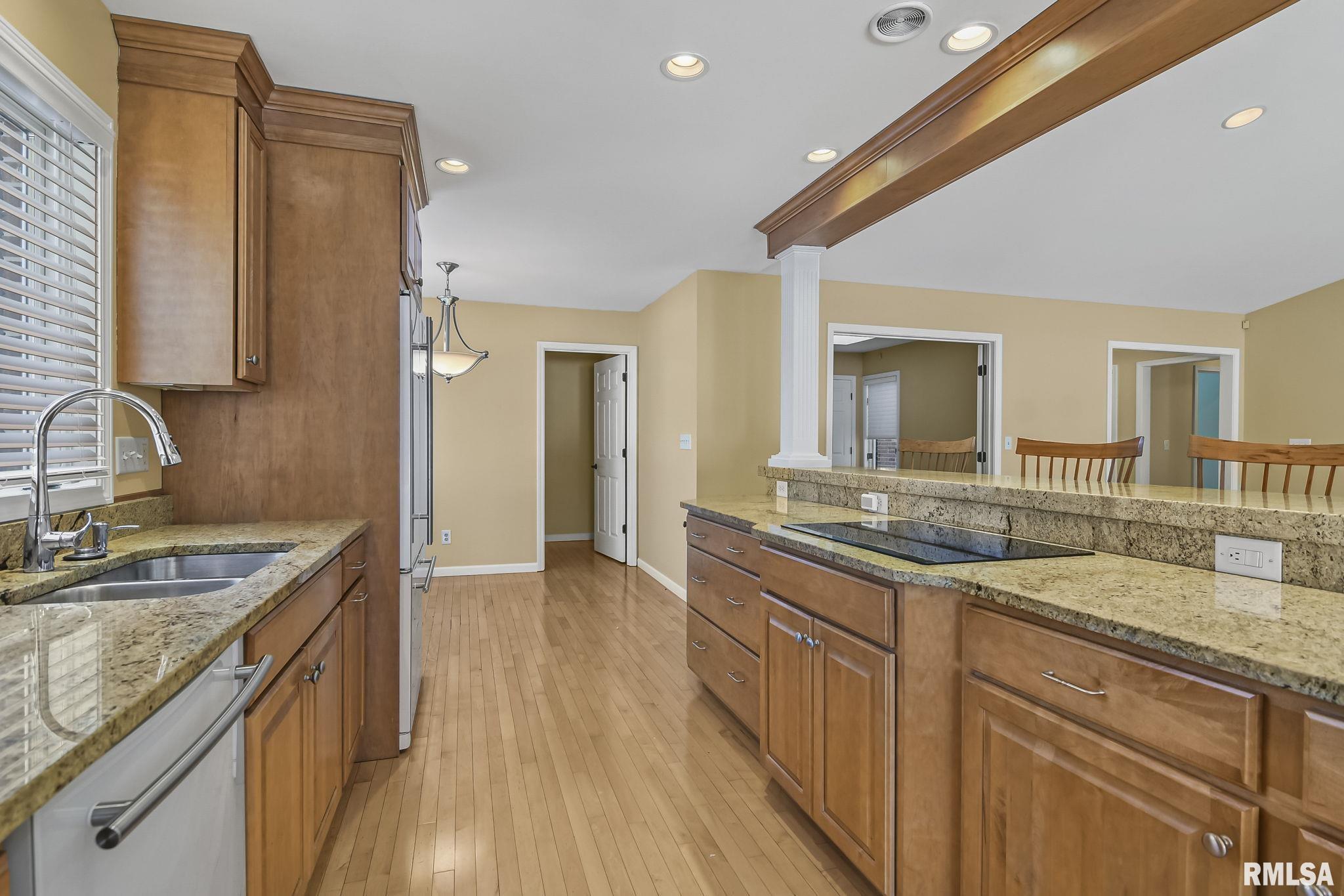 2 Turnberry Place Springfield, IL 62704 - Photo 19 of 34