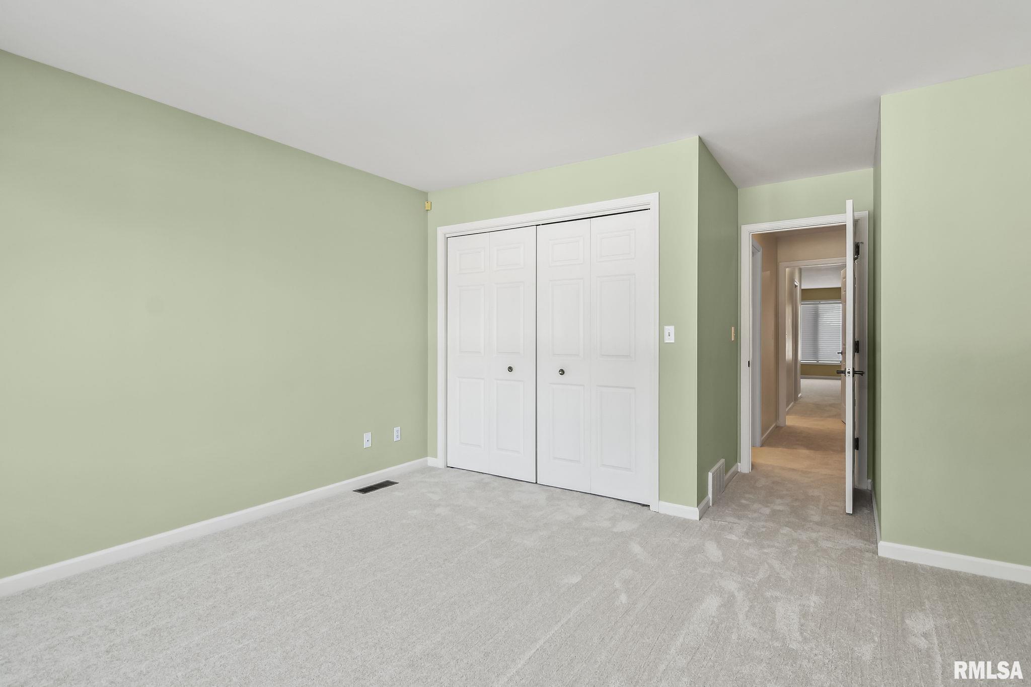 2 Turnberry Place Springfield, IL 62704 - Photo 22 of 34
