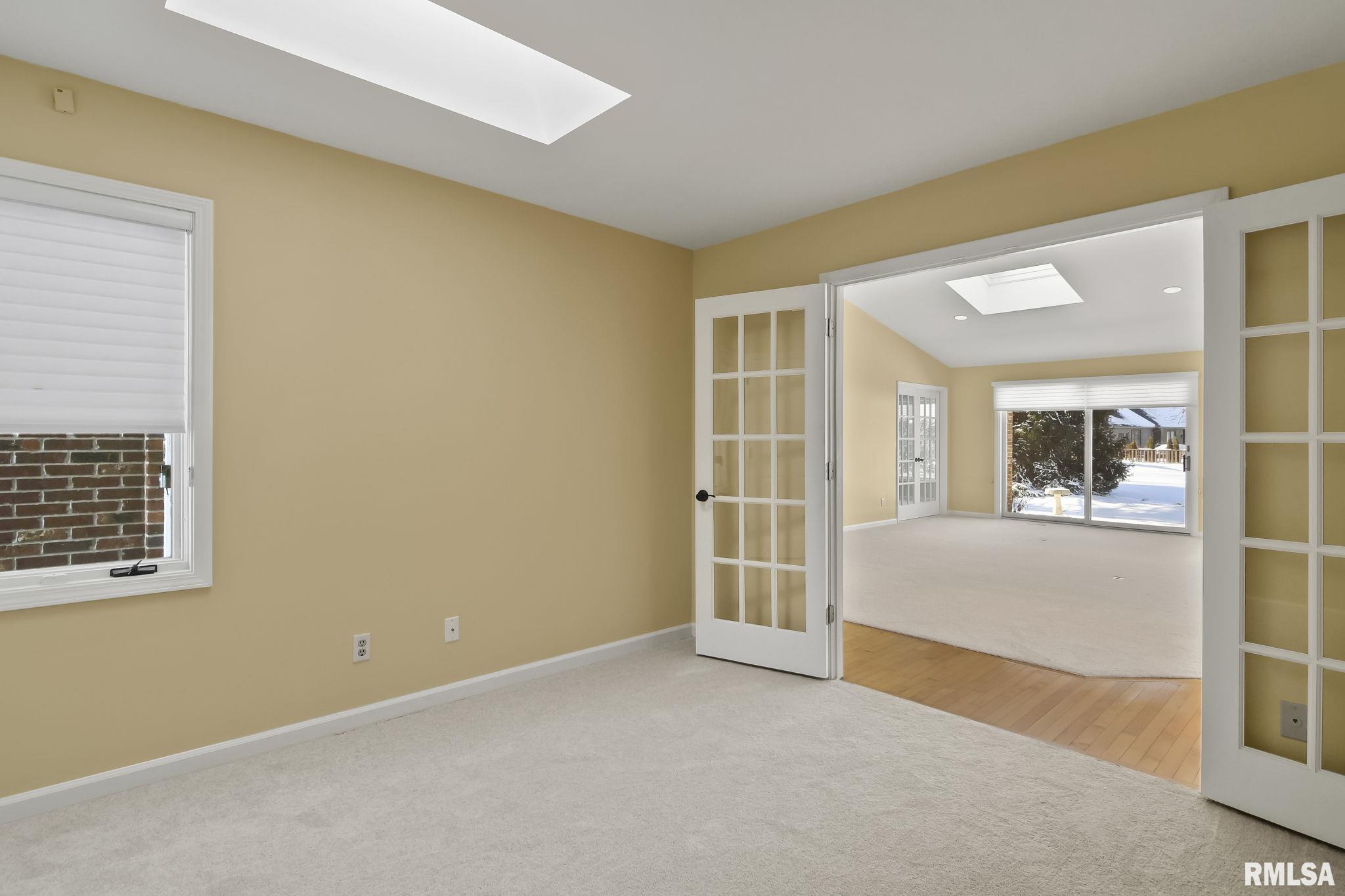 2 Turnberry Place Springfield, IL 62704 - Photo 23 of 34