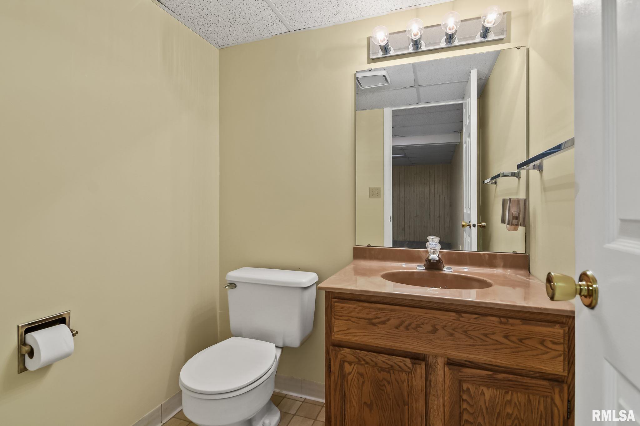 2 Turnberry Place Springfield, IL 62704 - Photo 24 of 34