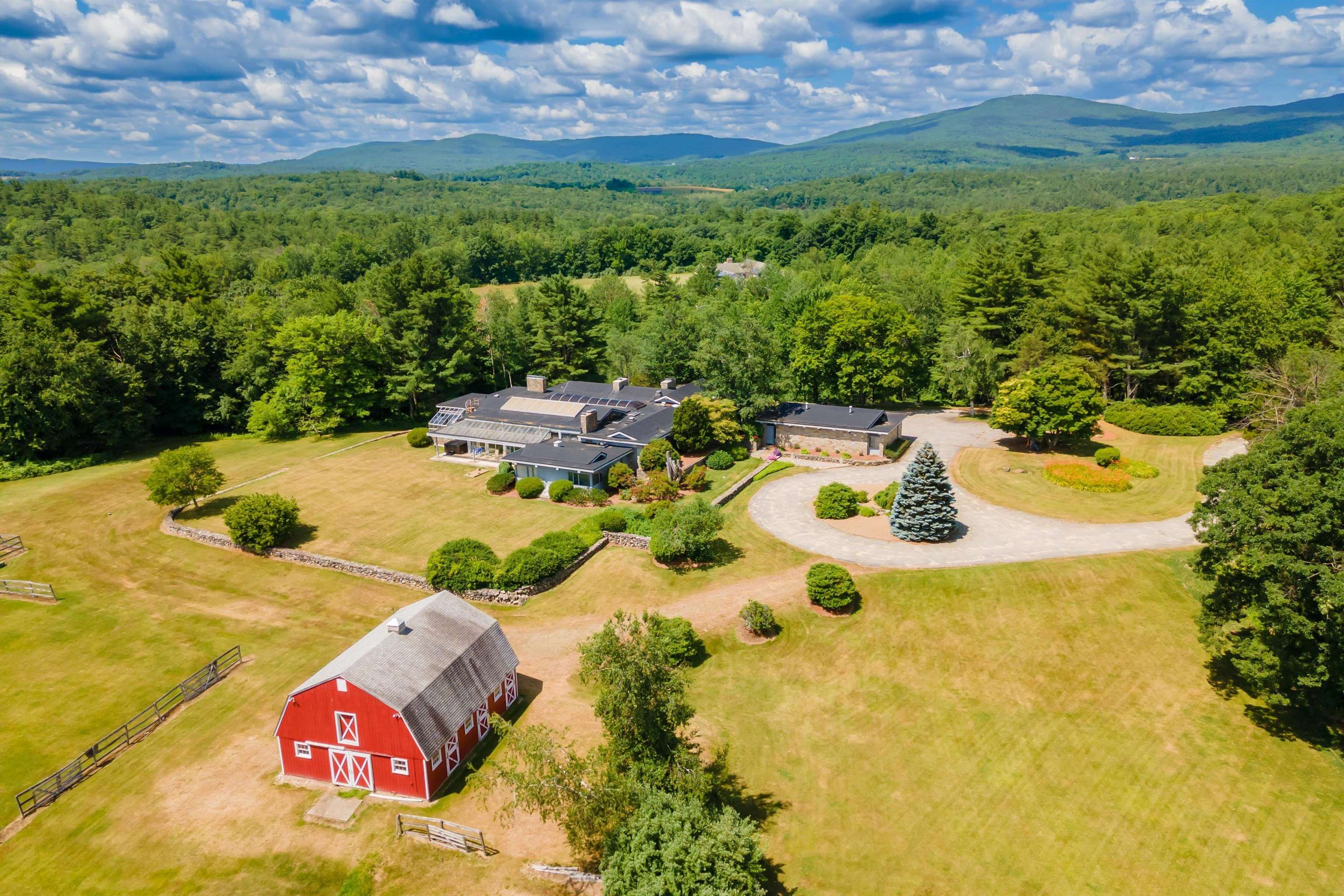63 Tighe Farm Road, Unit A031 Wilton, NH 03086 - Photo 1 of 40
