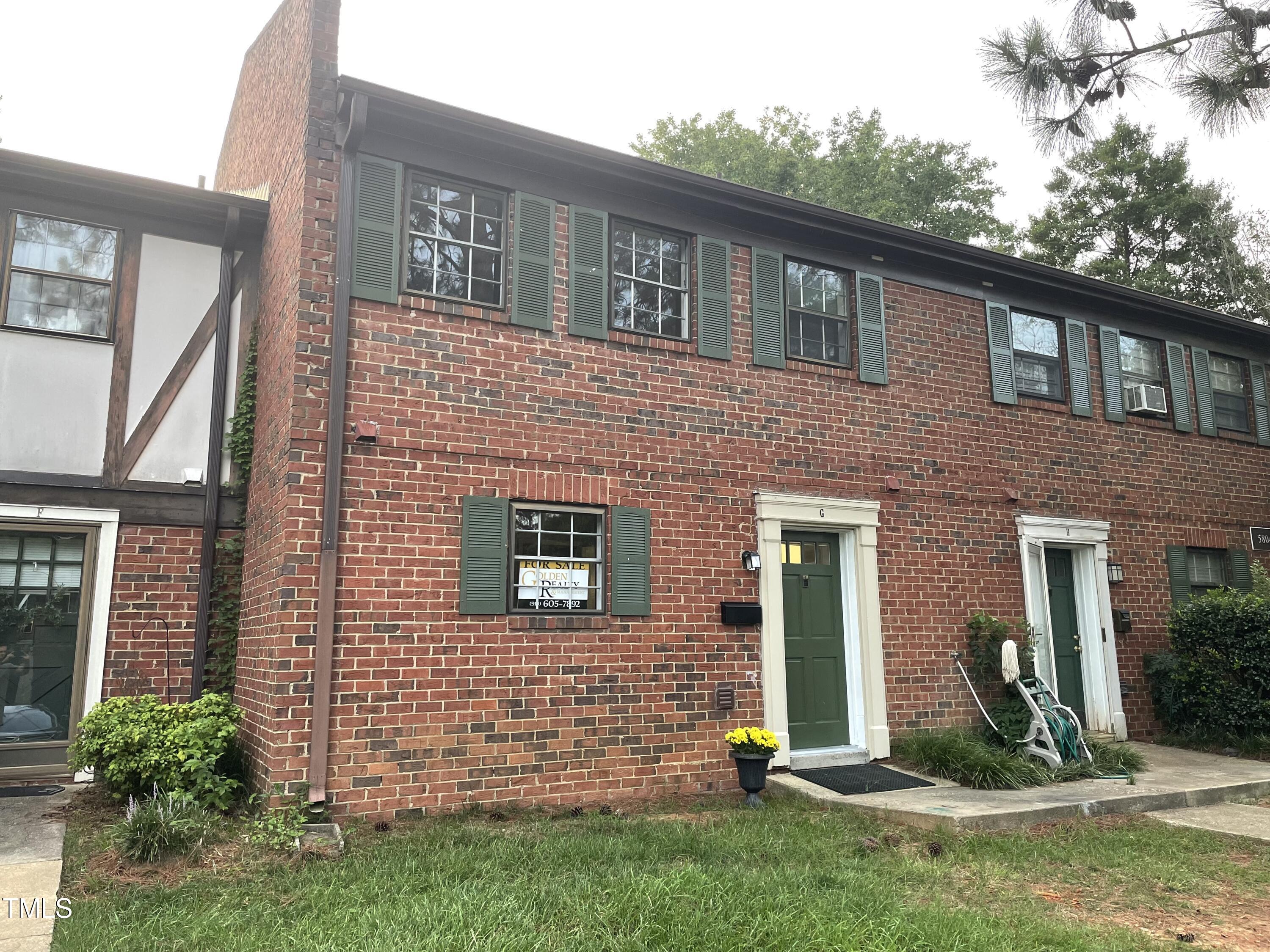 5804 Nottoway Court, Unit G Raleigh, NC 27609 - Photo 2 of 37 frontview