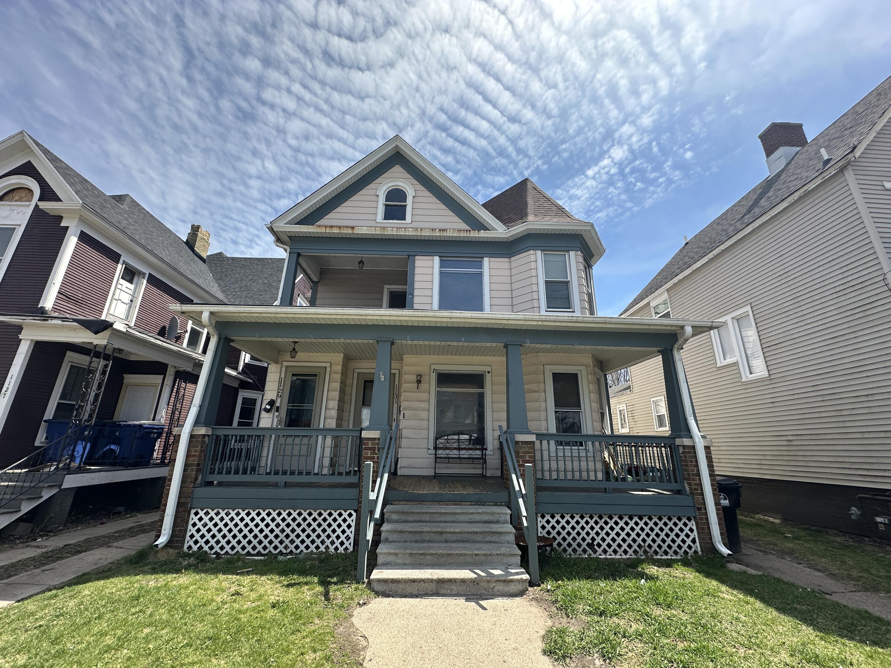 1129 Park Avenue Racine, WI 53403 - Photo 1 of 1 IMG_3610