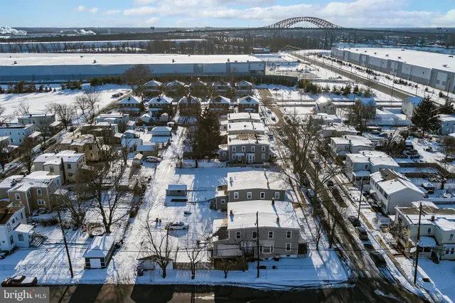 $349,900 | 1000 West 3rd Street, Florence, NJ 08518