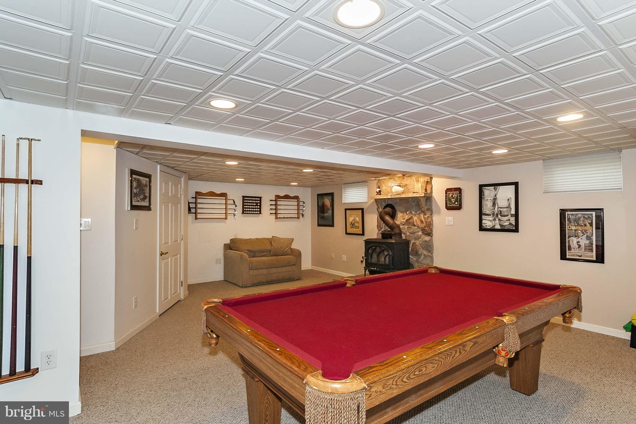 2003 Helmsby Road Baltimore, MD 21228 - Photo 14 of 26 a room with pool table and windows