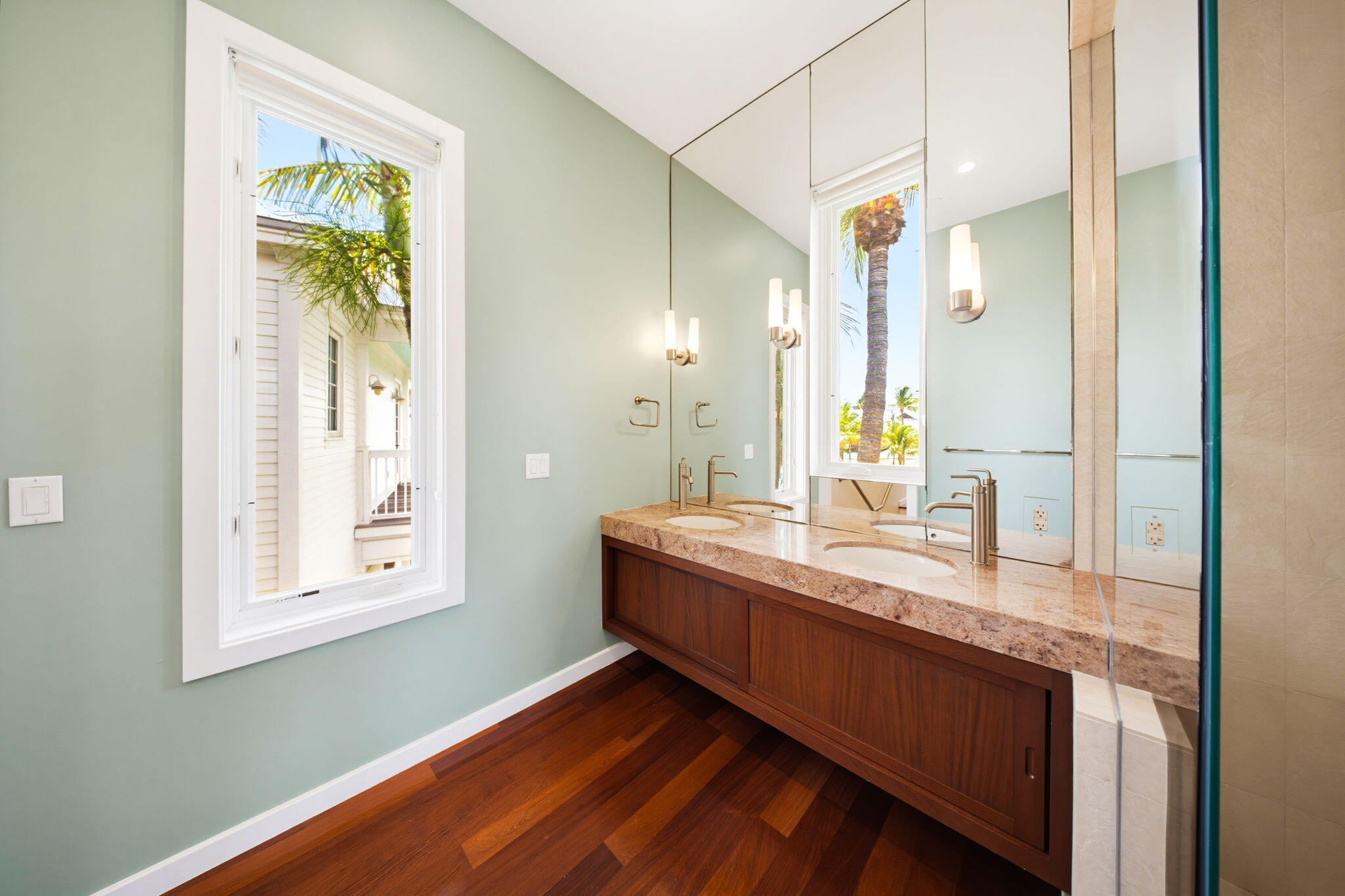 293 Sunset Key Drive Key West, FL 33040 - Photo 35 of 74 Guest En-Suite