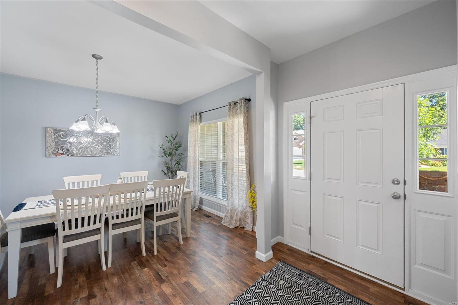 138 Keystone Ridge Drive O'Fallon, MO 63366 - Photo 4 of 49