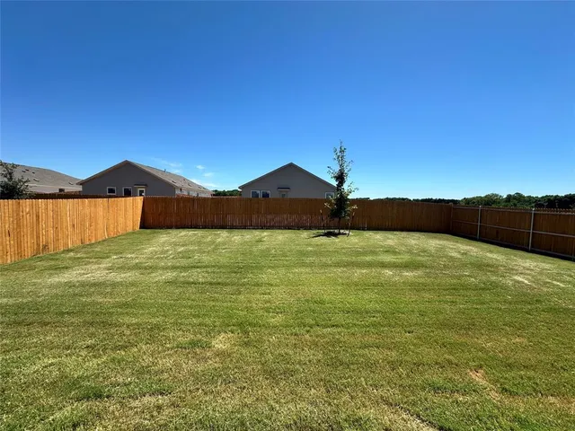 $1,600 | 3800 Chambray Drive, Sherman, TX 75092