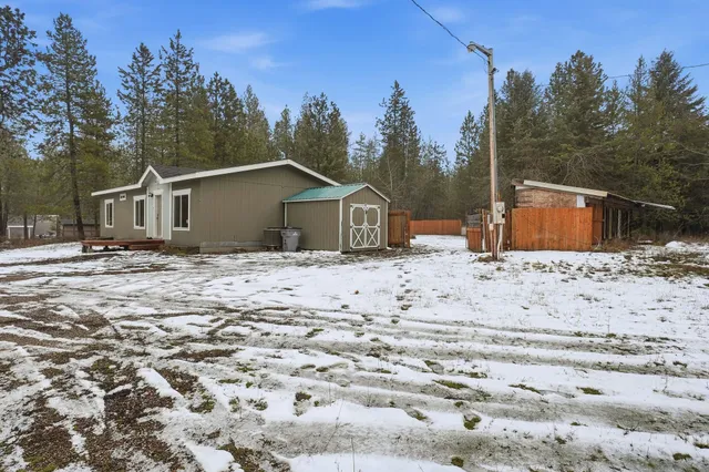 $410,000 | 3812 East Bailey Road, Chattaroy, WA 99003