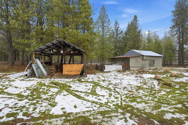 $410,000 | 3812 East Bailey Road, Chattaroy, WA 99003