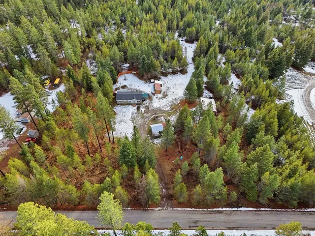 $410,000 | 3812 East Bailey Road, Chattaroy, WA 99003