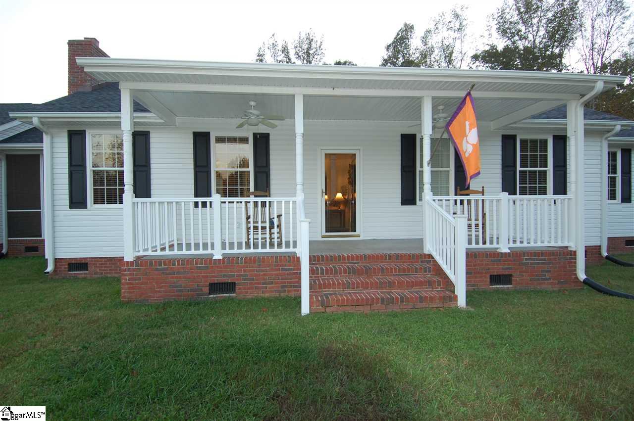 1234 Cox Lake Road Belton, SC 29627 - Photo 4 of 33 Gallery Image 4