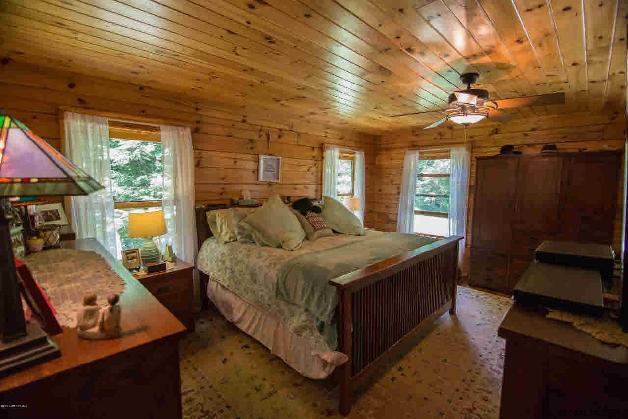 33 Deer Creek Road Diamond Point, NY 12824 - Photo 14 of 33 Photo 14