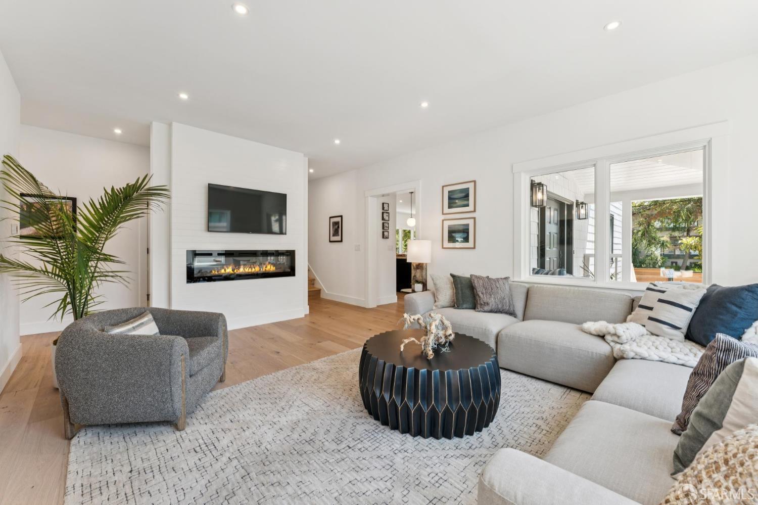 2815 Ashby Avenue Berkeley, CA 94705 - Photo 6 of 17