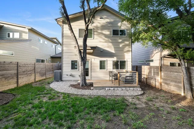 $2,900 | 6800 Menchaca Road, Unit 22, Austin, TX 78745