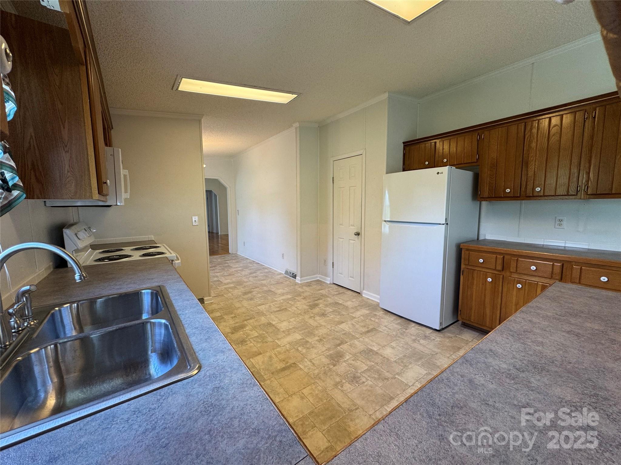 40 Mountain View Road Asheville, NC 28806 - Photo 10 of 36 Gallery Image 10