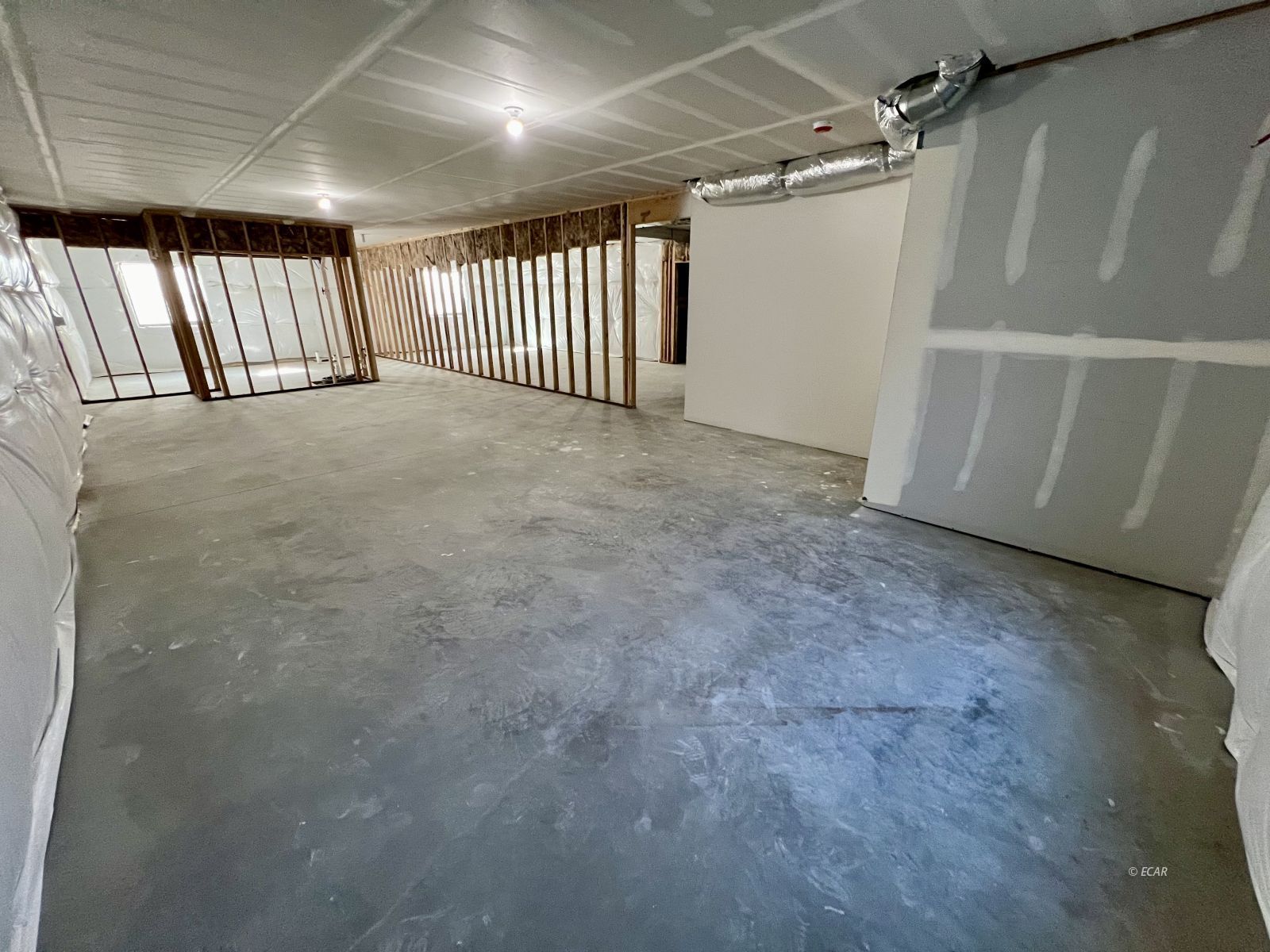 518 Ridgeway Drive Spring Creek, NV 89815 - Photo 31 of 37 a view of an empty room