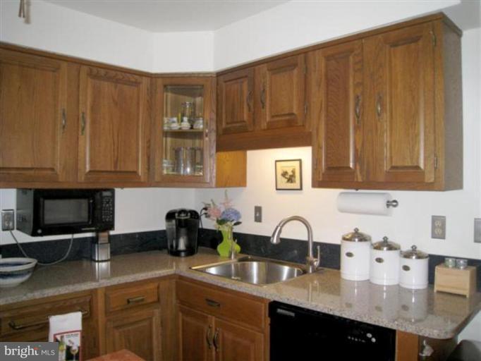 4637 4th Road North Arlington, VA 22203 - Photo 9 of 14 Kitchen