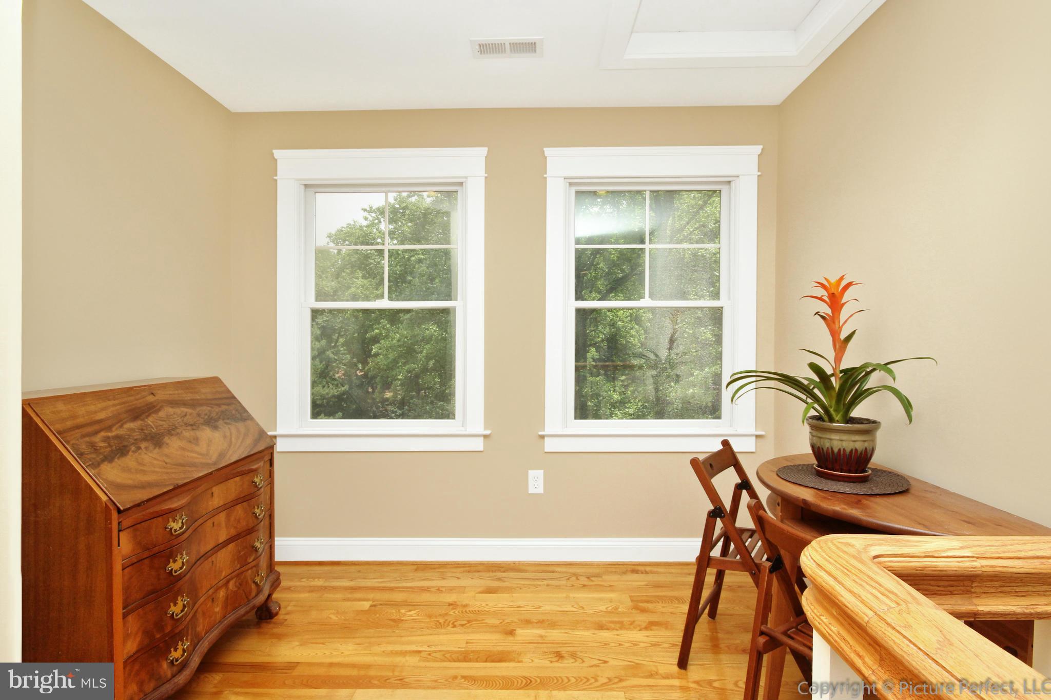 8904 Indian Springs Road Frederick, MD 21702 - Photo 17 of 30 Interior (General)