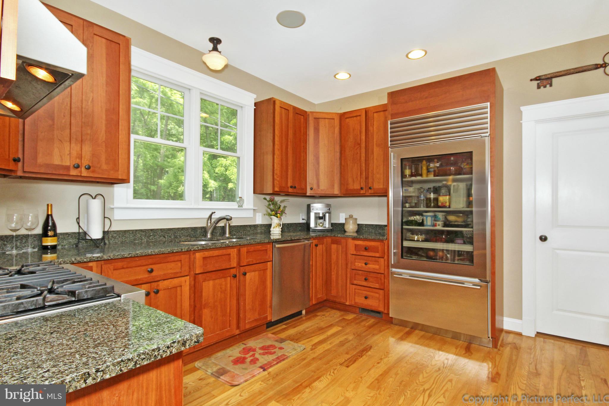 8904 Indian Springs Road Frederick, MD 21702 - Photo 4 of 30 Kitchen