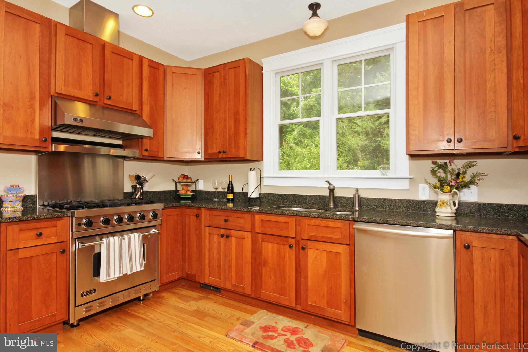 8904 Indian Springs Road Frederick, MD 21702 - Photo 5 of 30 Kitchen