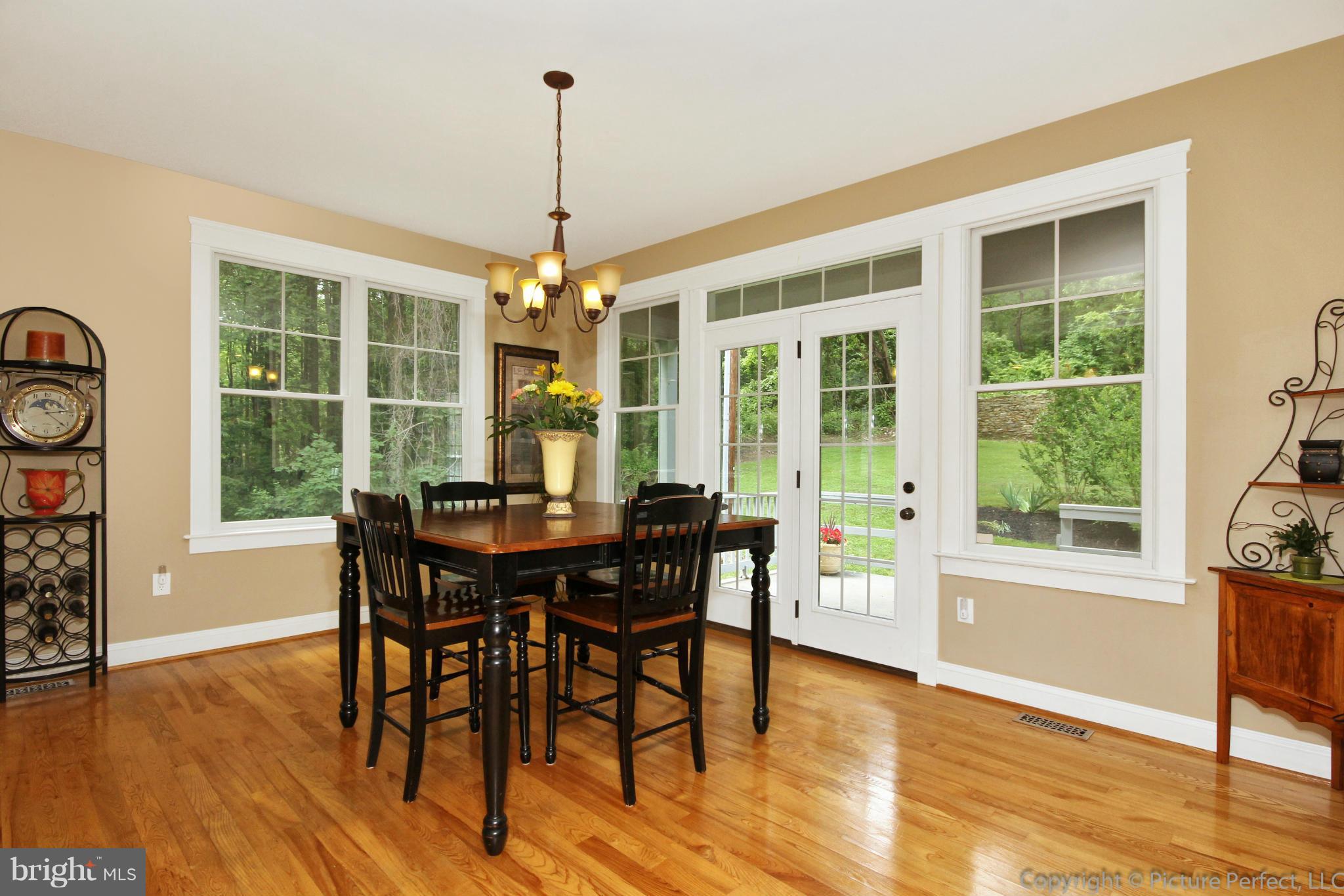 8904 Indian Springs Road Frederick, MD 21702 - Photo 8 of 30 Dining Room