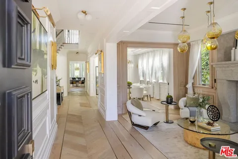 $5,195,000 | 8147 West 4th Street, Los Angeles, CA 90048