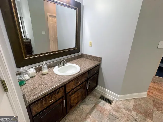 $399,900 | 1610 Lily Pond Road, Albany, GA 31701