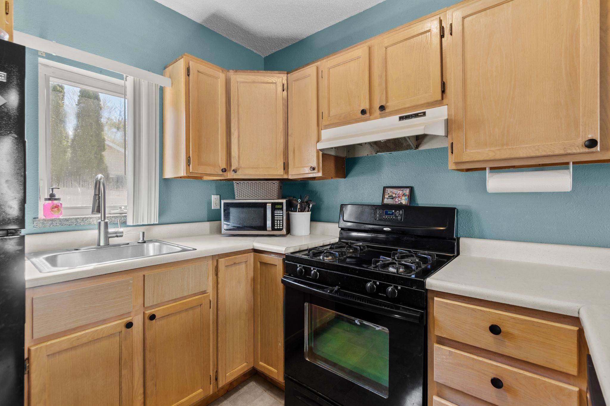219 2nd Street Manawa, WI 54949 - Photo 13 of 34