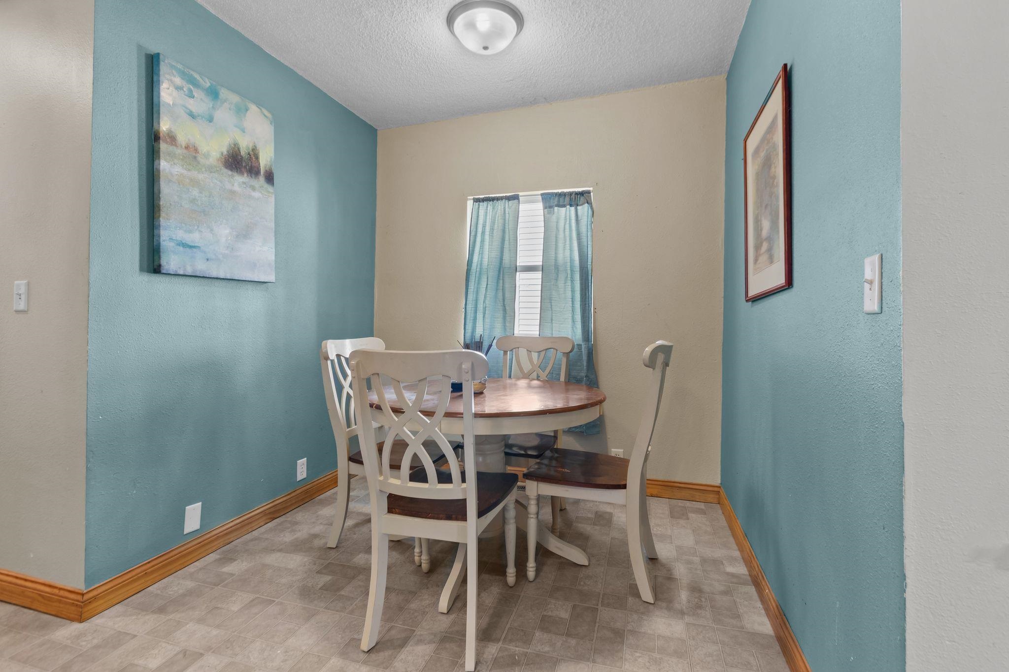 219 2nd Street Manawa, WI 54949 - Photo 10 of 34