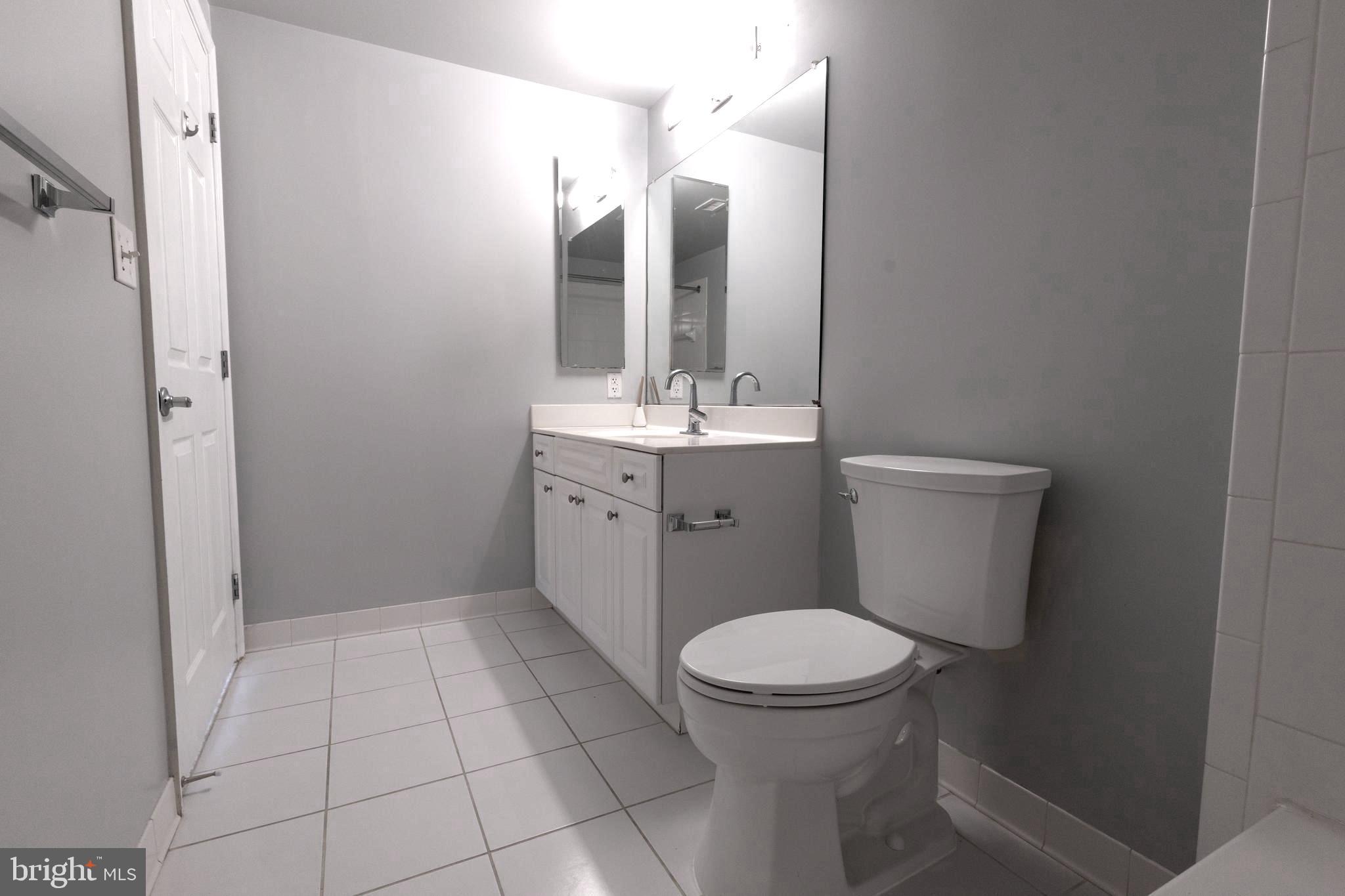 2726 Gallows Road, Unit 1011 Vienna, VA 22180 - Photo 12 of 35